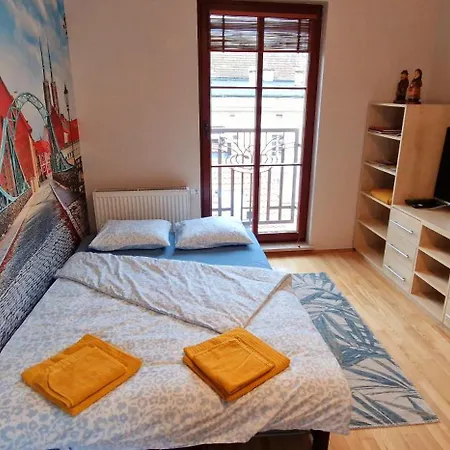 Apartamento 100 Steps From Rynek