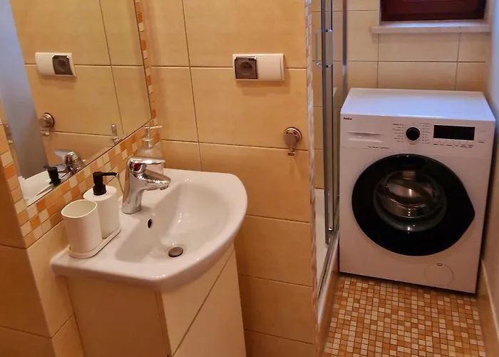 Apartment 100 Steps From Rynek *